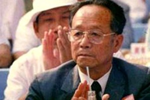 谷牧：粉碎四人帮上海余党的关键人物