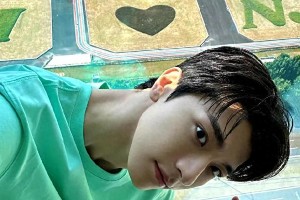 林一与母亲海边看落日，后援会辟谣经纪人传闻