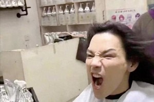 向佐剪发表情包爆红，网友调侃郭碧婷与晓华发型师