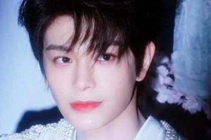 丁禹兮官宣MAC代言人，引领美妆新潮流